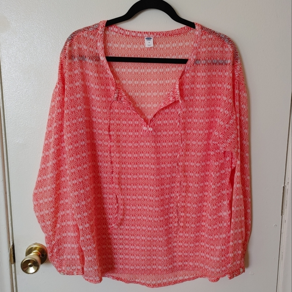 Old Navy coral orange pattern long sleeve blouse